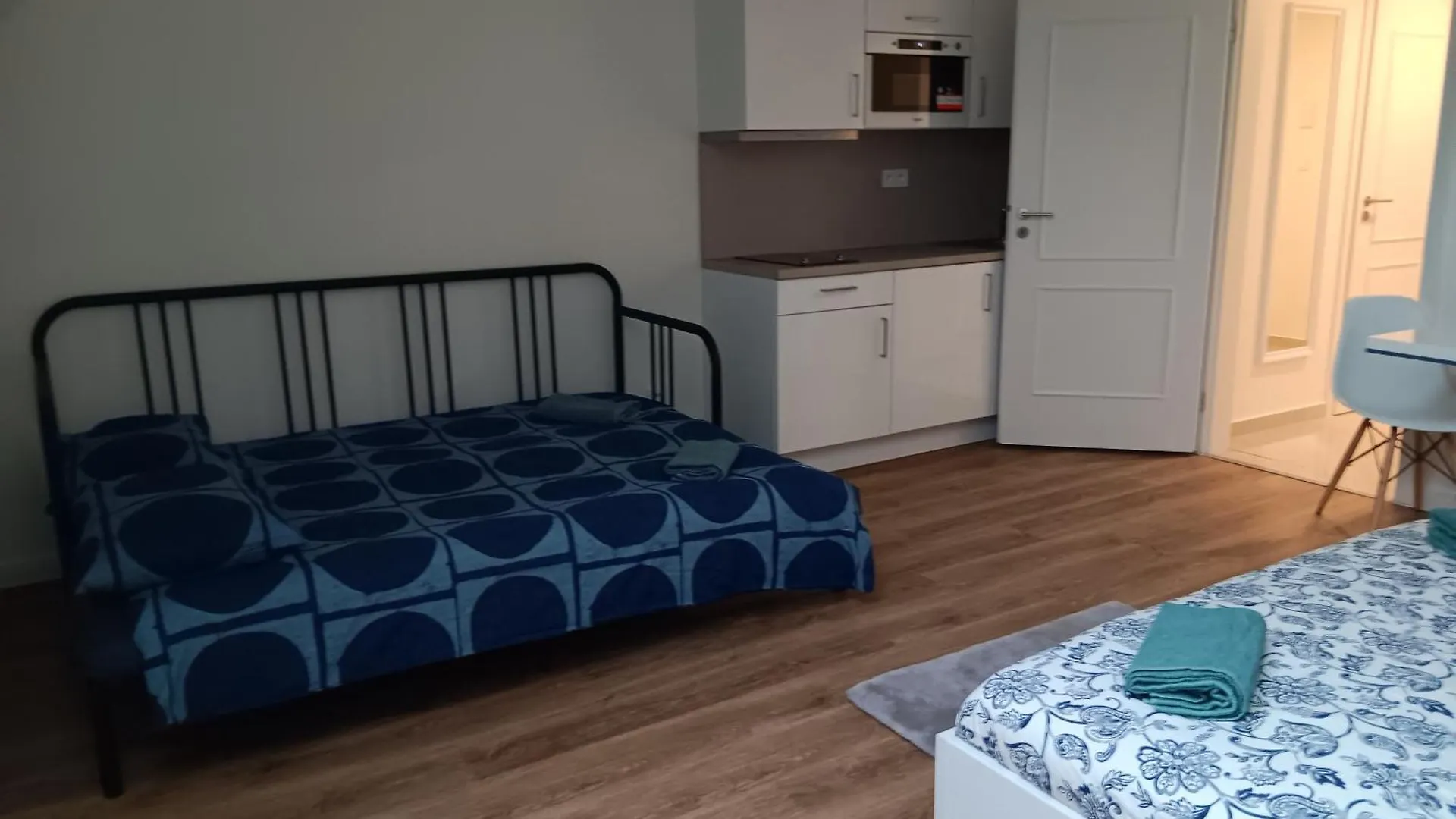 Cozy 1 Bedroom Apartment Πράγα 0*,  Τσεχία